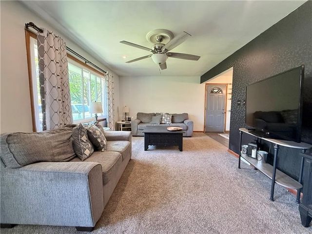 20 W Meyer, Neshannock Twp, PA 16105