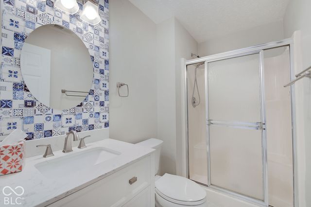 1531 Lake Point Lane N, Greenwood, IN 46142