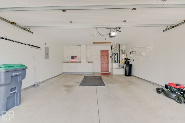 1531 Lake Point Lane N, Greenwood, IN 46142