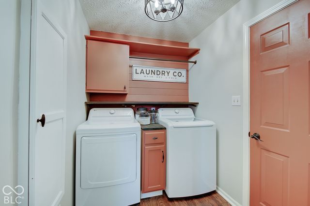 1531 Lake Point Lane N, Greenwood, IN 46142