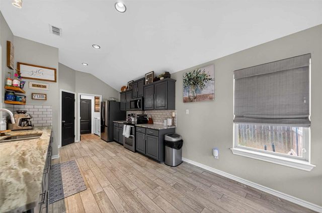 500 Virginia Court, White House, TX 75791
