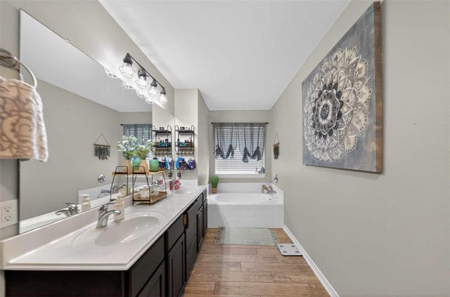 500 Virginia Court, White House, TX 75791