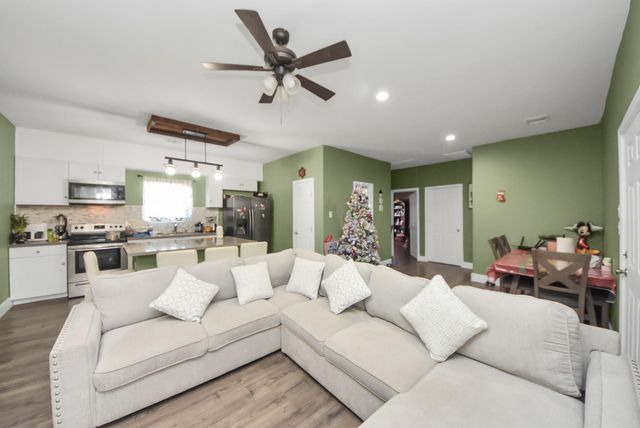 4715 Antha Street, Houston, TX 77016