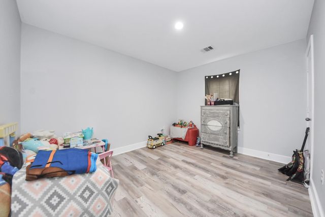 4715 Antha Street, Houston, TX 77016