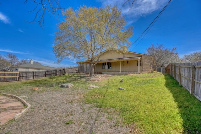 1702 Sunset DR, Marble Falls, TX 78654