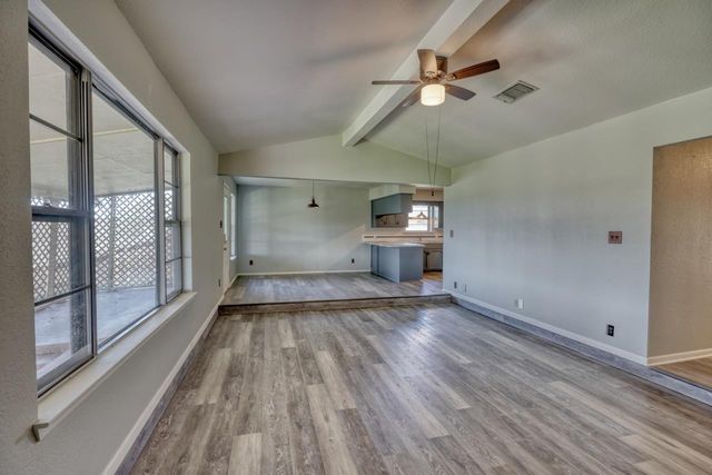 1702 Sunset DR, Marble Falls, TX 78654