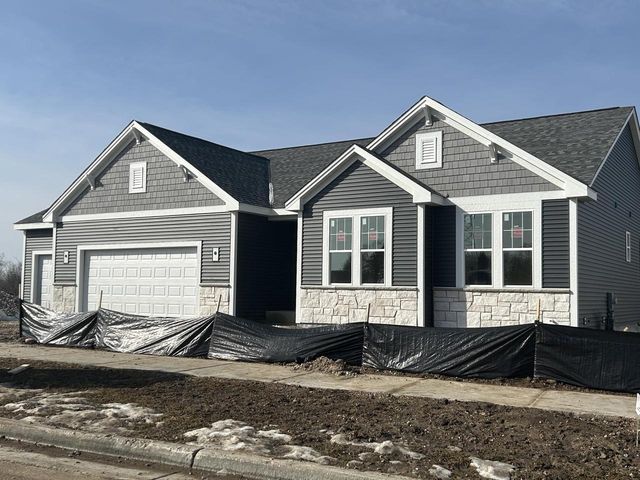 9561 S Sophia COURT, Franklin, WI 53132