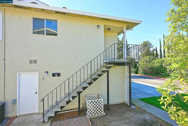 1387 Del Rio Circle D, Concord, CA 94518