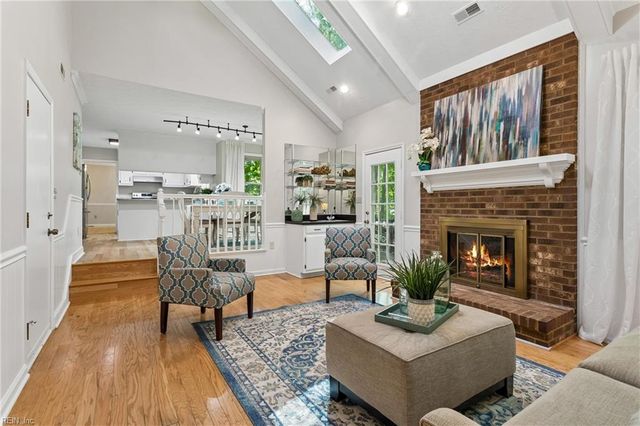 112 Bellows PL, Yorktown, VA 23693