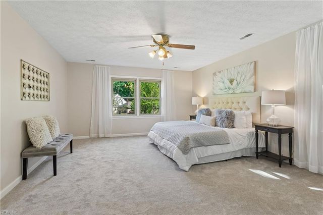 112 Bellows PL, Yorktown, VA 23693