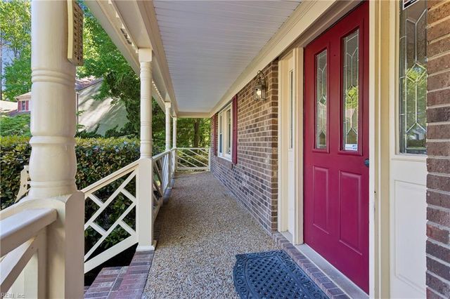 112 Bellows PL, Yorktown, VA 23693