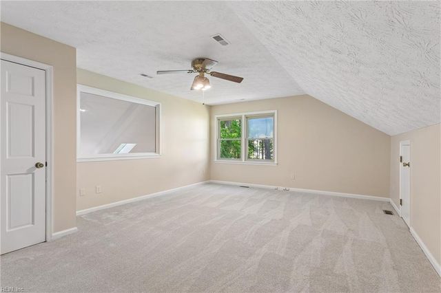 112 Bellows PL, Yorktown, VA 23693