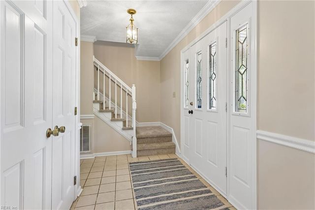 112 Bellows PL, Yorktown, VA 23693