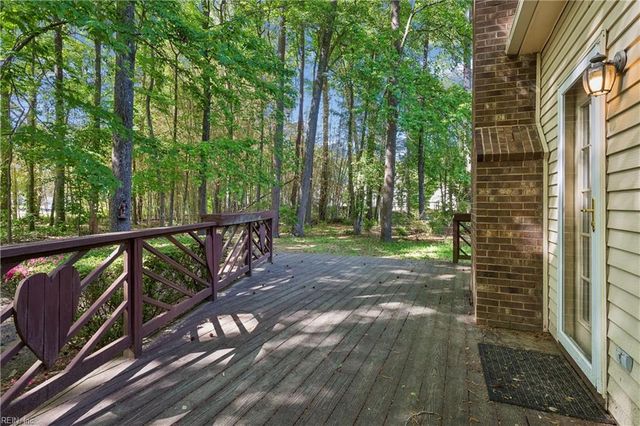 112 Bellows PL, Yorktown, VA 23693