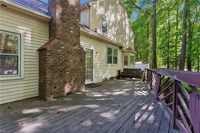 112 Bellows PL, Yorktown, VA 23693