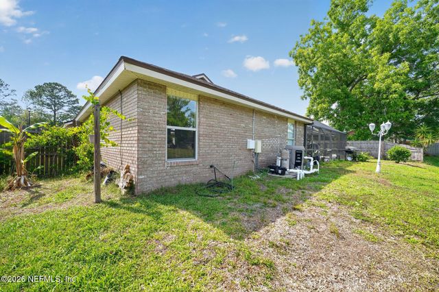 1819 THE GLADES Road, Middleburg, FL 32068