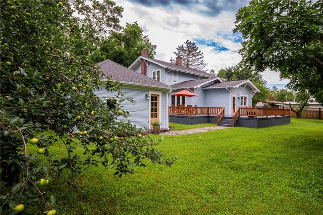 901 McCollum Drive, Bentonville, AR 72712