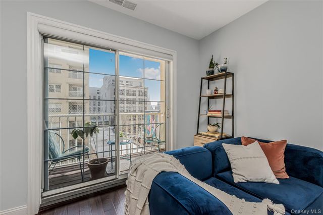 543 Main Street 407, New Rochelle, NY 10801