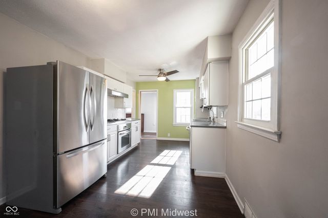 227 S 12th Avenue, Beech Grove, IN 46107