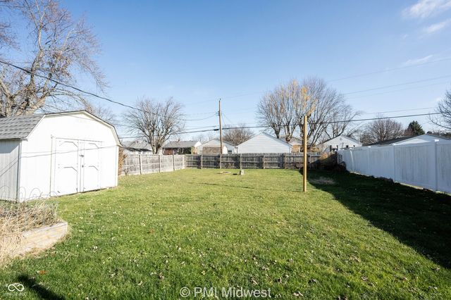 227 S 12th Avenue, Beech Grove, IN 46107