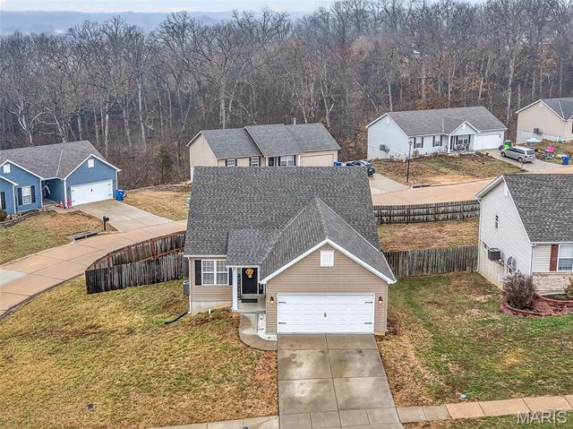151 Hidden Valley Way, Winfield, MO 63389