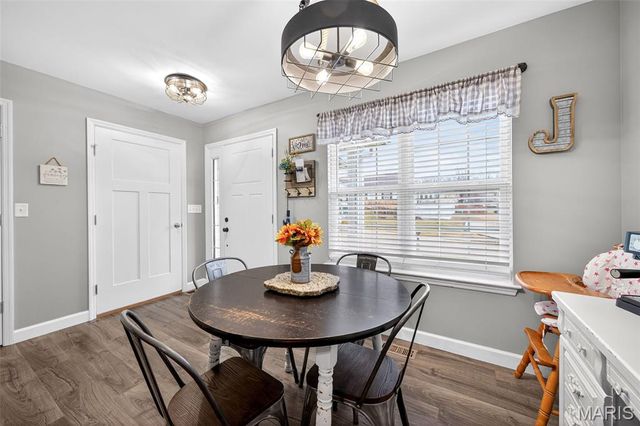 151 Hidden Valley Way, Winfield, MO 63389