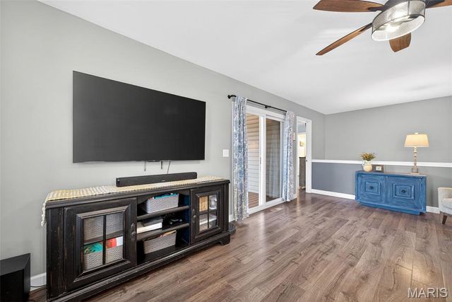 151 Hidden Valley Way, Winfield, MO 63389