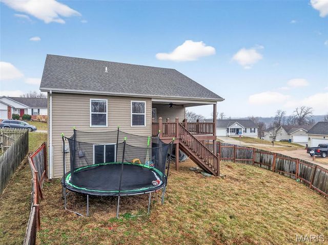151 Hidden Valley Way, Winfield, MO 63389
