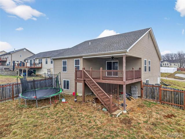 151 Hidden Valley Way, Winfield, MO 63389
