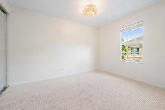 136 Ashley Court, Jupiter, FL 33458