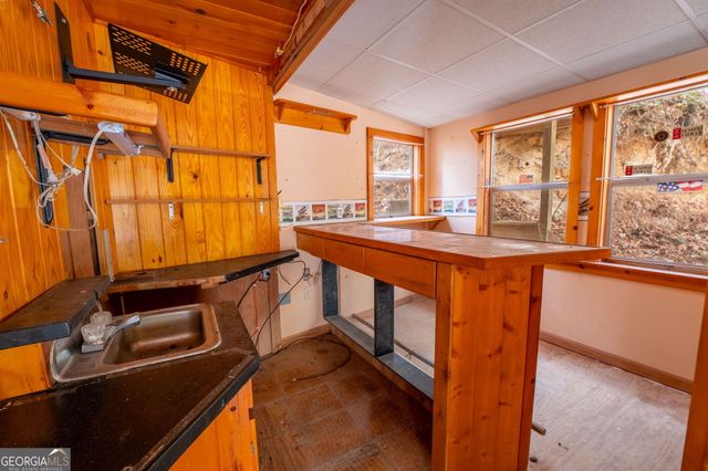 159 Clare Lane, Rabun Gap, GA 30568