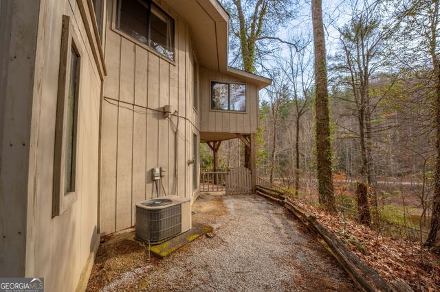 159 Clare Lane, Rabun Gap, GA 30568