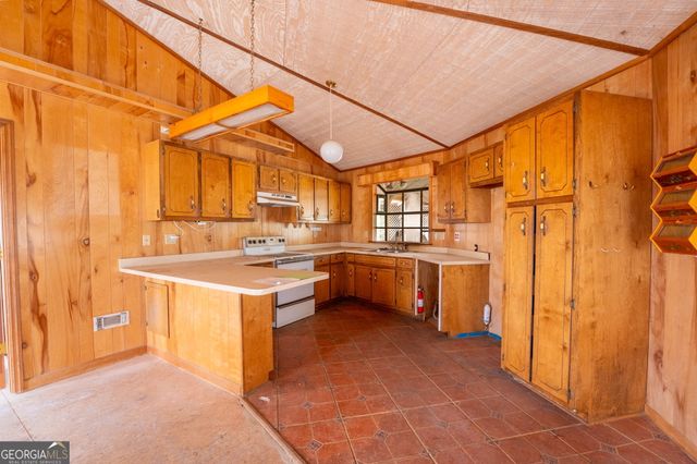 159 Clare Lane, Rabun Gap, GA 30568