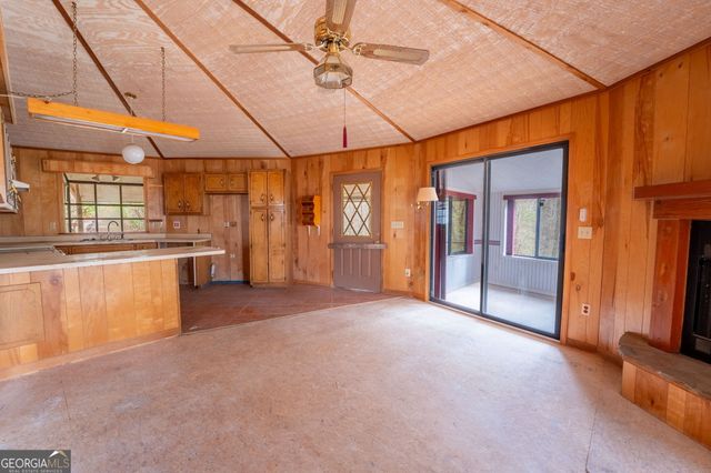 159 Clare Lane, Rabun Gap, GA 30568
