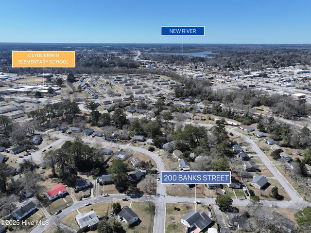200 Banks Street, Jacksonville, NC 28540