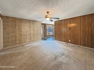 200 Banks Street, Jacksonville, NC 28540