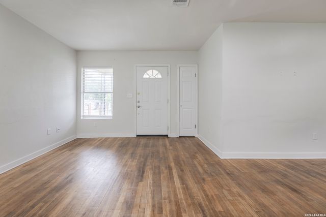 923 Fair Ave, San Antonio, TX 78223