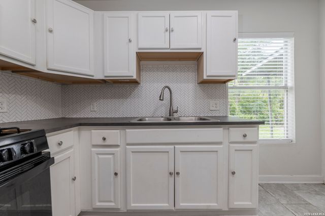 923 Fair Ave, San Antonio, TX 78223