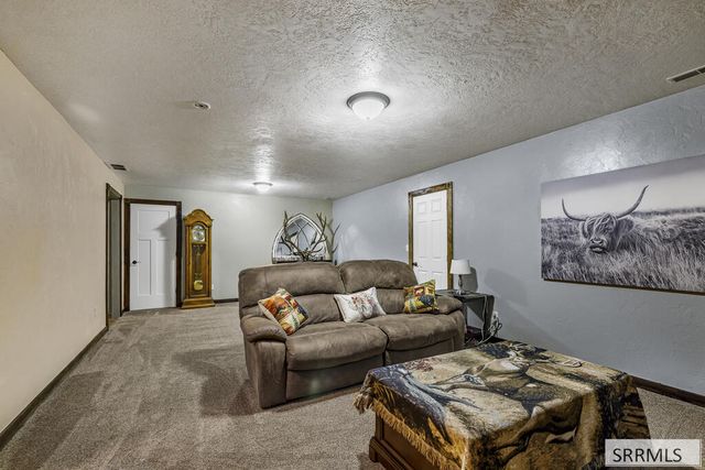 628 Double Eagle, Pocatello, ID 83204