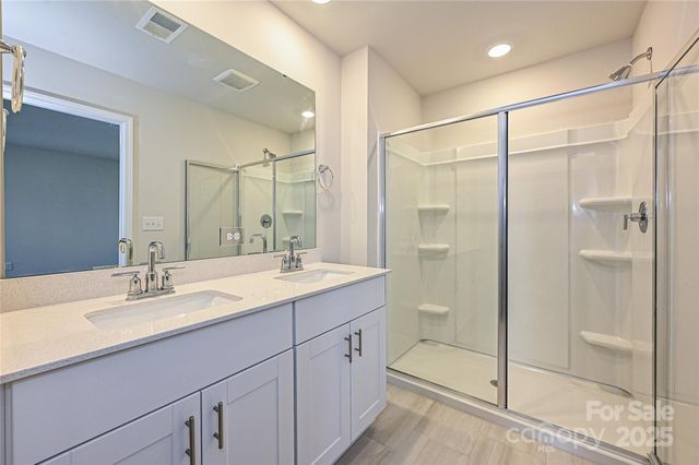 8036 Hidden Springs Trail, Charlotte, NC 28216