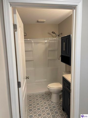805 Yates Drive, Radcliff, KY 40160