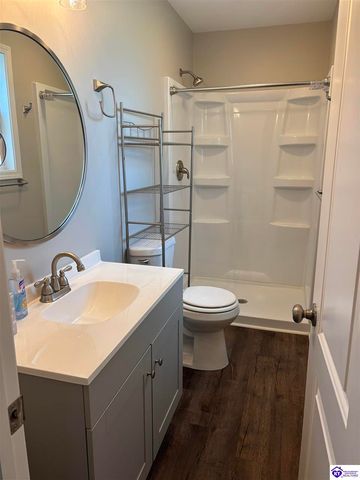 805 Yates Drive, Radcliff, KY 40160