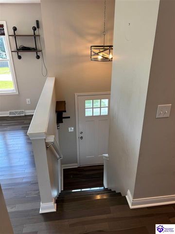 805 Yates Drive, Radcliff, KY 40160