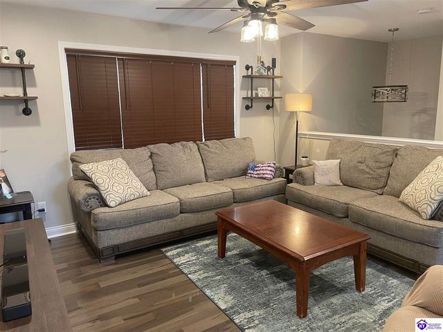 805 Yates Drive, Radcliff, KY 40160