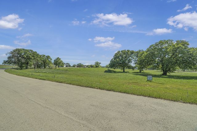 1051 Bluebonnet Ridge, Weatherford, TX 76087