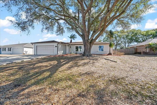 2185 Rockabye Avenue SE, Palm Bay, FL 32909