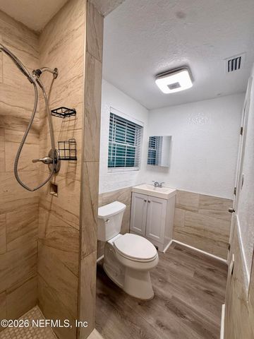 9554 RIDGE Boulevard, Jacksonville, FL 32208