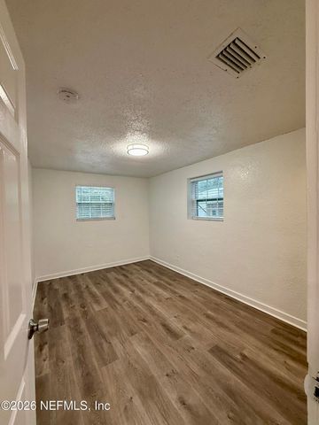 9554 RIDGE Boulevard, Jacksonville, FL 32208