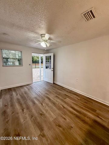 9554 RIDGE Boulevard, Jacksonville, FL 32208