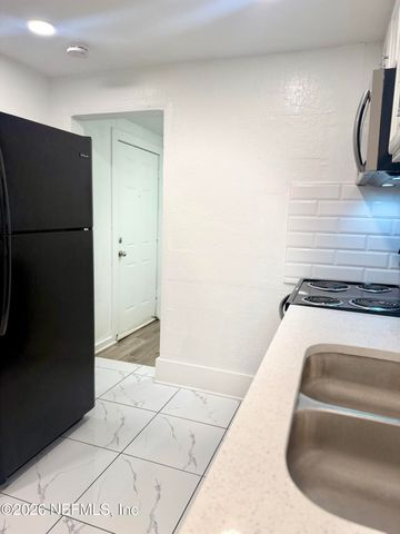 9554 RIDGE Boulevard, Jacksonville, FL 32208